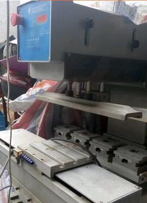 浙江閑置印刷設(shè)備處理_緊急處置二手四色移印穿梭機(jī)_浙江閑置資產(chǎn)處理_Feijiu網(wǎng)(中國(guó)廢舊物資網(wǎng))